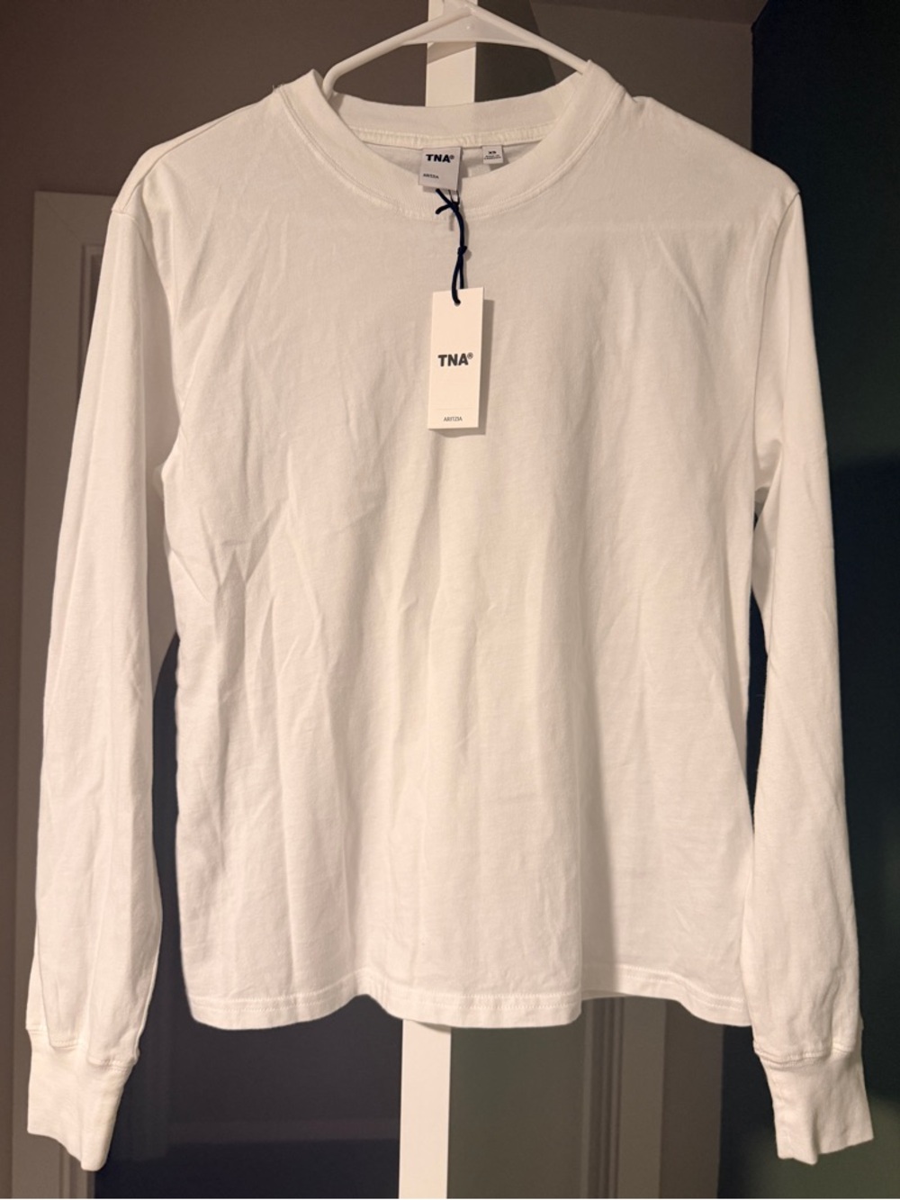 Aritzia TNA Soft Feels™ Hayden Long sleeve in Color White Blanc